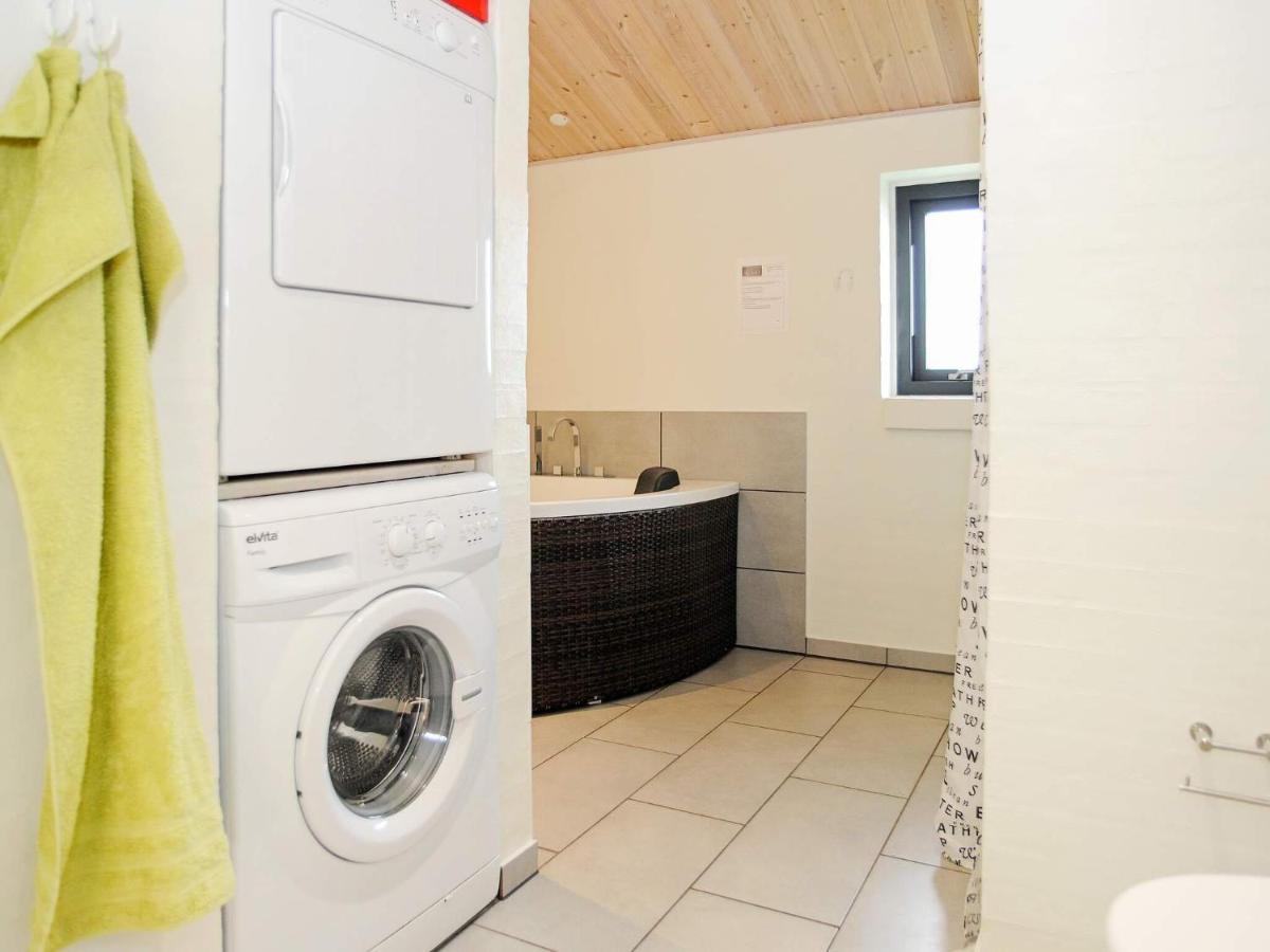 8 Person Holiday Home In Ansager Екстериор снимка